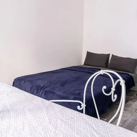 Tranquil Retreat In The 15th Arrondissement